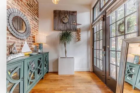 1608 Liberty Ln, Roswell, GA 30075