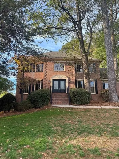 5033 Charlemagne Way SW, Lilburn, GA 30047
