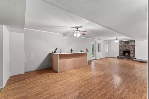 Living - 1454 Longview Dr, Gainesville, GA 30501 photo 3 of 3