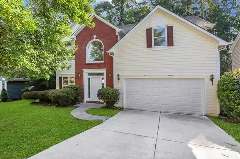 757 Dunlin Fields Dr, Lawrenceville, GA 30044