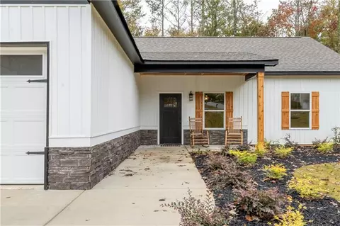 101 Adair Ct, Dallas, GA 30157