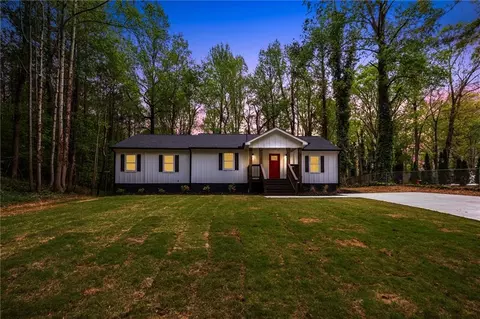 2798 Hutchins Rd, Lawrenceville, GA 30044