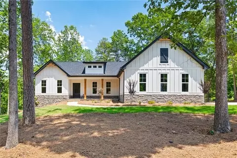 66 B Pmb Young Rd SE, Cartersville, GA 30120