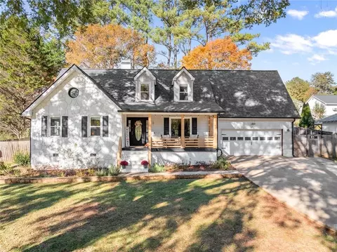 4823 Hiawatha Dr, Gainesville, GA 30506