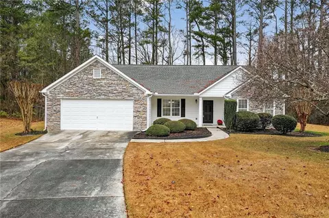 5303 Autumn Run Dr, Powder Springs, GA 30127