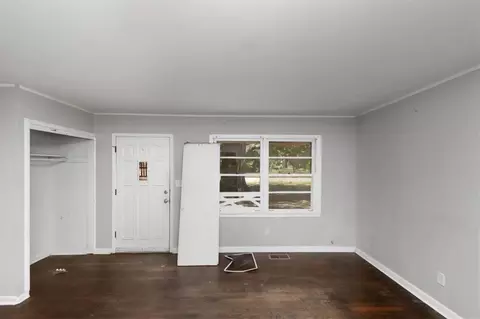 Living - 552 Shellnut Dr, Forest Park, GA 30297 photo 1 of 3
