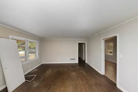 Living - 552 Shellnut Dr, Forest Park, GA 30297 photo 3 of 3