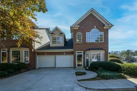 1000 Sterling Ct, Roswell, GA 30075