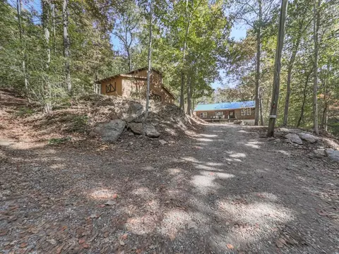 1166 Upper Sweetwater Trl SE, White, GA 30184