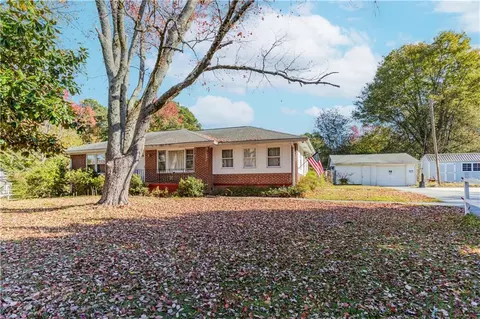 2496 Lenora Church Rd, Snellville, GA 30078