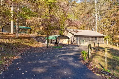 155 Braeburn Ln, Dahlonega, GA 30533