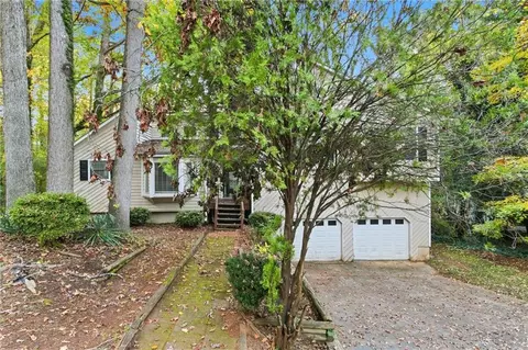 2958 Forest Chase Ter NE, Marietta, GA 30066