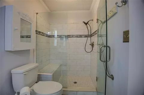 Bath - 4786 Masters Ct, Duluth, GA 30096 photo 2 of 8