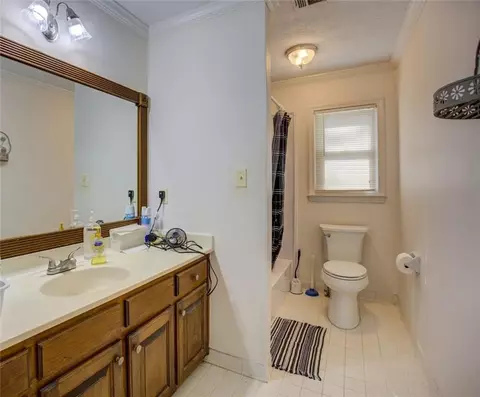 Bath - 4786 Masters Ct, Duluth, GA 30096 photo 7 of 8