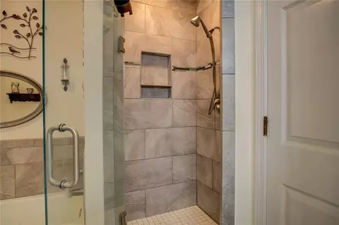 Bath - 4786 Masters Ct, Duluth, GA 30096 photo 6 of 8
