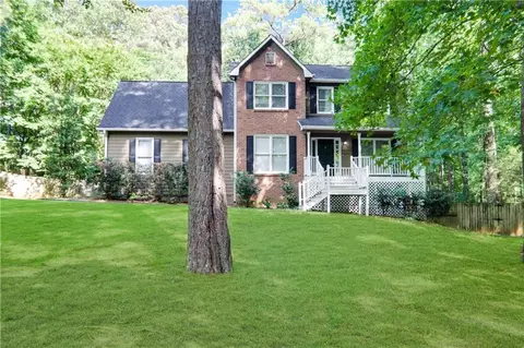 130 Cedar Creek Ct, Fayetteville, GA 30215