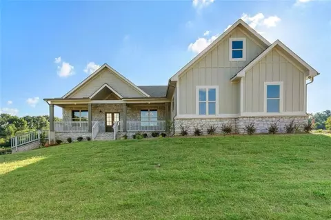 44 Palamino Cir, Hoschton, GA 30548