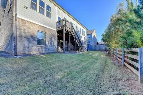 Exterior - 3907 Rustic Pine Ln, Buford, GA 30518 photo 5 of 8