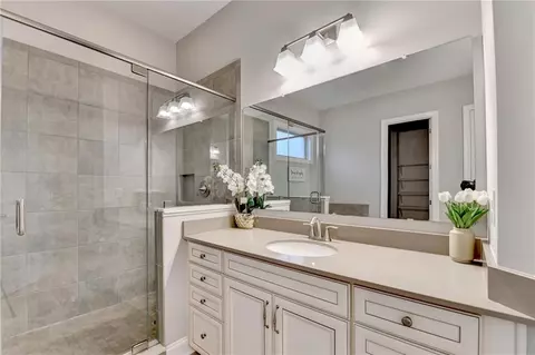 Bath - 3907 Rustic Pine Ln, Buford, GA 30518 photo 4 of 10