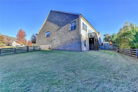 Exterior - 3907 Rustic Pine Ln, Buford, GA 30518 photo 6 of 8