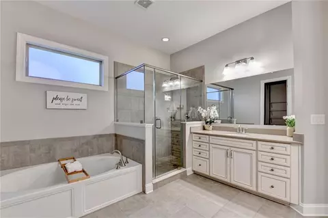 Bath - 3907 Rustic Pine Ln, Buford, GA 30518 photo 8 of 10