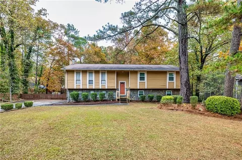 1357 Bethaven Rd, Riverdale, GA 30296