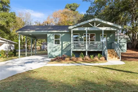 1121 Dell Ave SE, Smyrna, GA 30080
