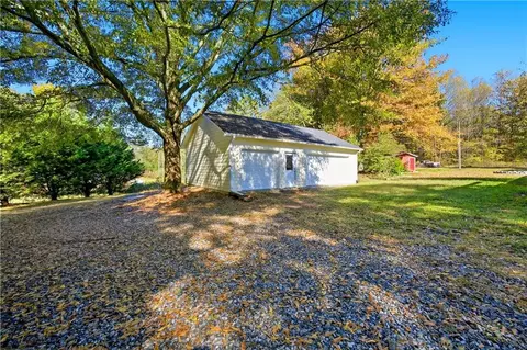 4533 Settingdown Rd, Cumming, GA 30041 photo 5