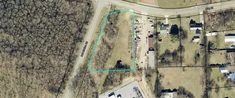 127 King St, Adairsville, GA 30103