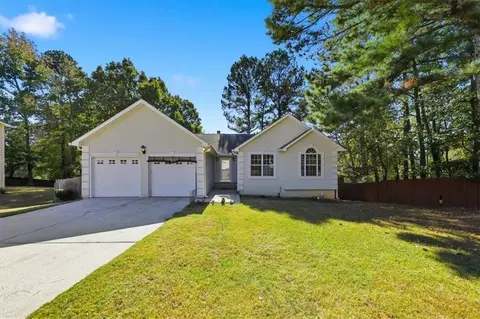 1157 Forest Gln, Jonesboro, GA 30238
