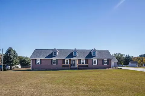 3860 Tom Brewer Rd, Loganville, GA 30052