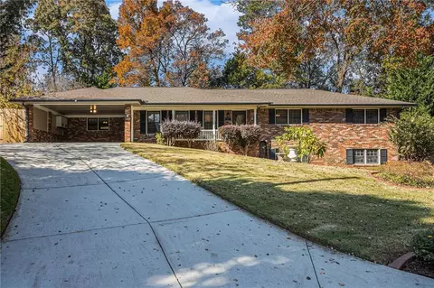 923 Tall Pine Ct SW, Stone Mountain, GA 30087