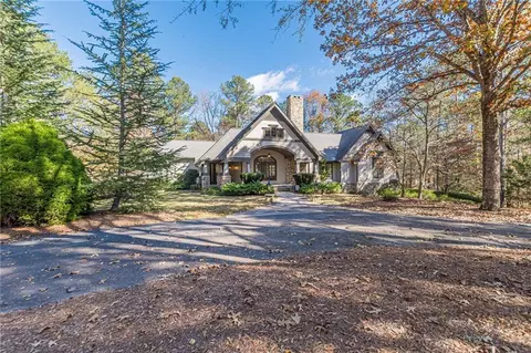 5752 W Phillips Mill Rd, Douglasville, GA 30135