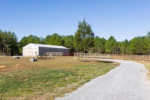 Exterior - 125 Perry Rd, Rydal, GA 30171 photo 29 of 36