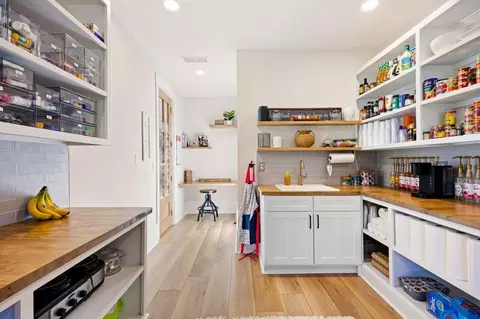 Kitchen - 125 Perry Rd, Rydal, GA 30171 photo 15 of 18