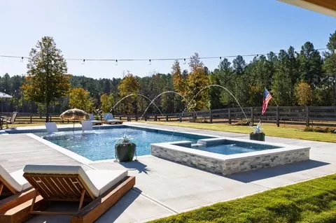 Exterior - 125 Perry Rd, Rydal, GA 30171 photo 9 of 36