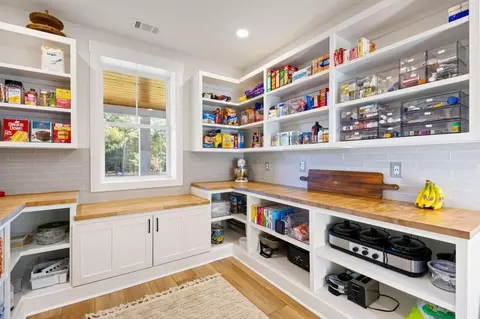 Kitchen - 125 Perry Rd, Rydal, GA 30171 photo 14 of 18