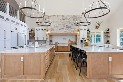 Kitchen - 125 Perry Rd, Rydal, GA 30171 photo 6 of 18