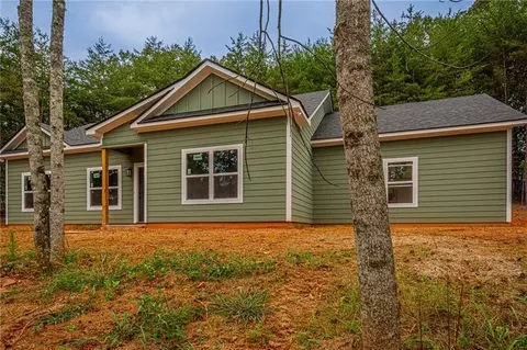 2717 Damascus Church Rd, Dahlonega, GA 30533