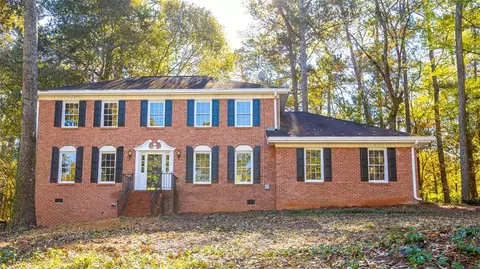 4254 Cedar Creek Trl SW, Lilburn, GA 30047