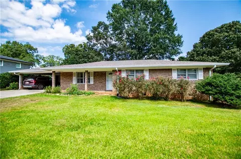 626 Georgia Ave S, Bremen, GA 30110