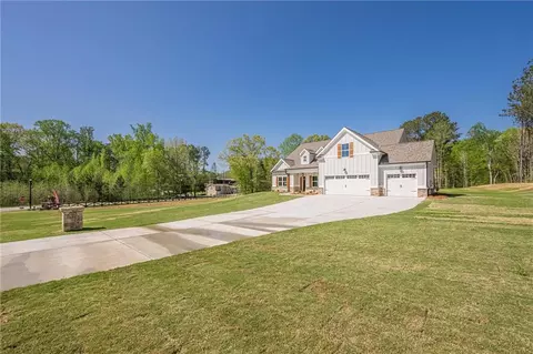 30 Pinewood Dr, Covington, GA 30014 photo 3
