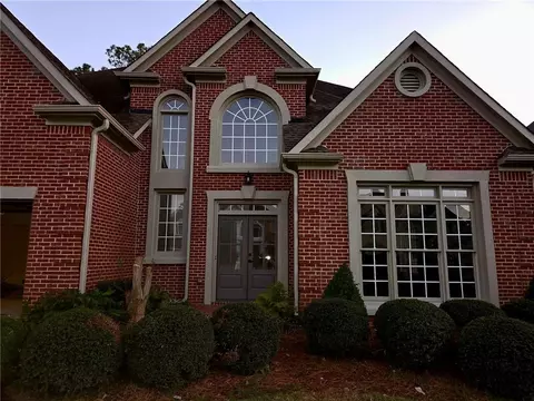5018 Wickford Dr, Peachtree Corners, GA 30096