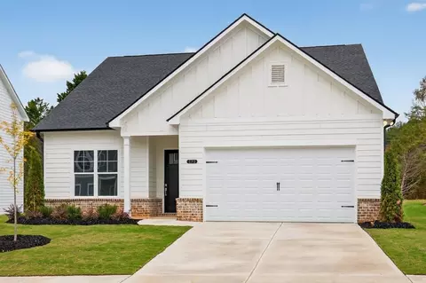 171 Crimson Feather Dr, Jefferson, GA 30549