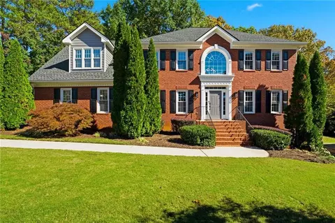 1468 Bristolwood Ct SW, Lilburn, GA 30047