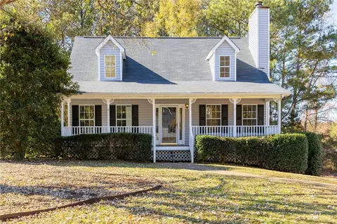 42 Glenmore Dr, Kingston, GA 30145