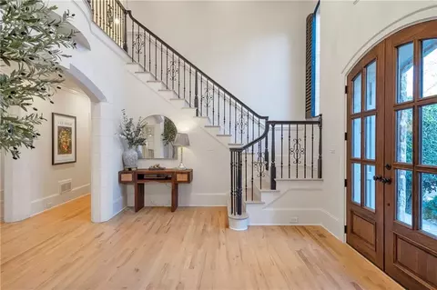 Entry Way - 325 White Columns Ct, Milton, GA 30004 photo 3 of 6