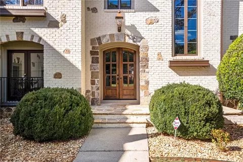 Exterior - 325 White Columns Ct, Milton, GA 30004 photo 4 of 19