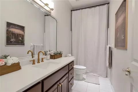 Bath - 325 White Columns Ct, Milton, GA 30004 photo 10 of 10