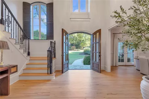 Entry Way - 325 White Columns Ct, Milton, GA 30004 photo 2 of 6